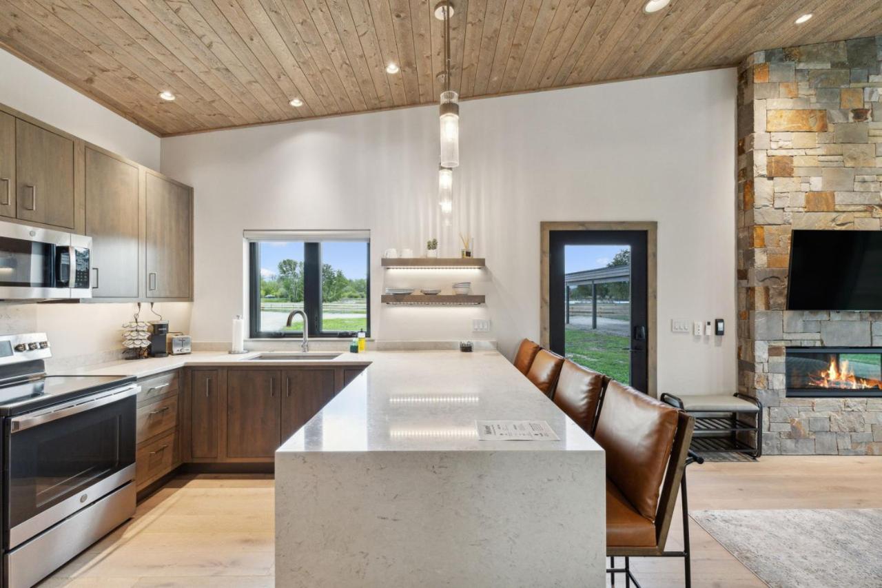 Mara Luxury Cabin- Maple Hamilton Bagian luar foto